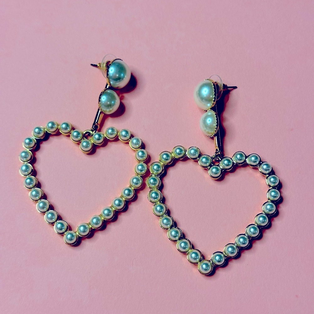 Pearl heart earrings gold and pearl
